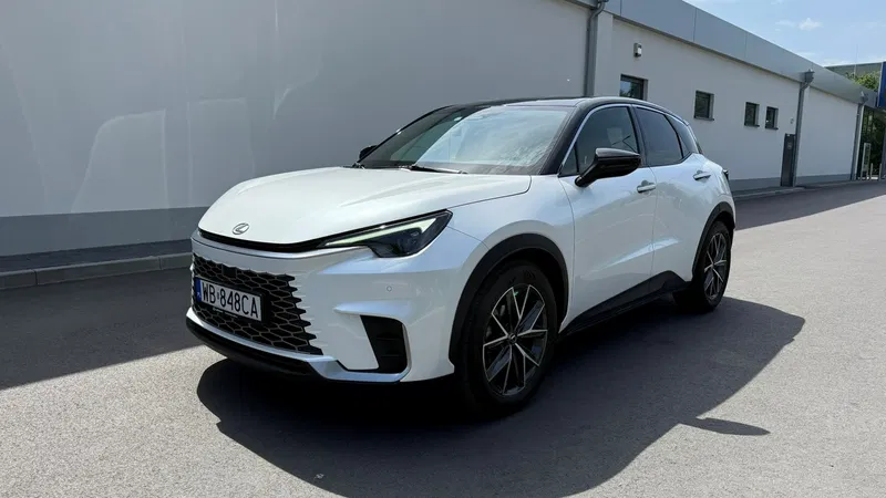 Lexus LBX 1.5 Hybrid Emotion 2024