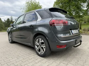 Zdjęcie 4