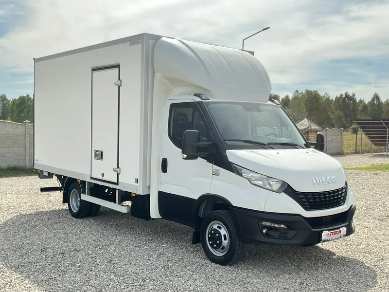 Iveco Daily 3.0 diesel 160 KM 2021