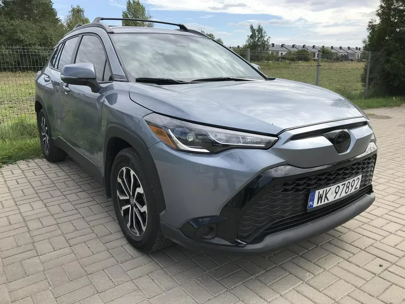 Toyota Corolla Cross 2.0 hybryda 196 KM 2024