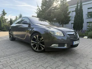 Opel Insignia 2.0 T Cosmo 2009