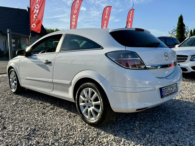 Opel Astra 1.4 benzyna 90 KM 2009