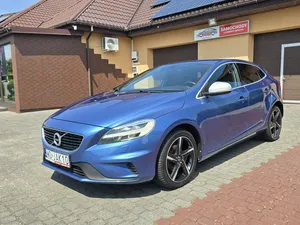 Volvo V40 D2 RDesign 2017
